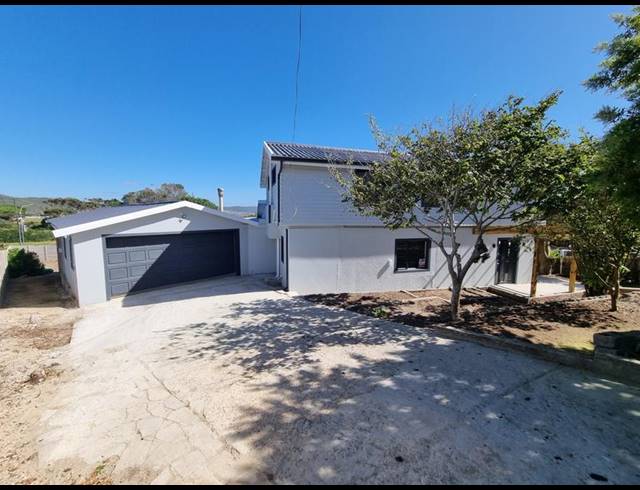 5 BEDROOM HOUSE FOR SALE IN FRAAIUITSIG